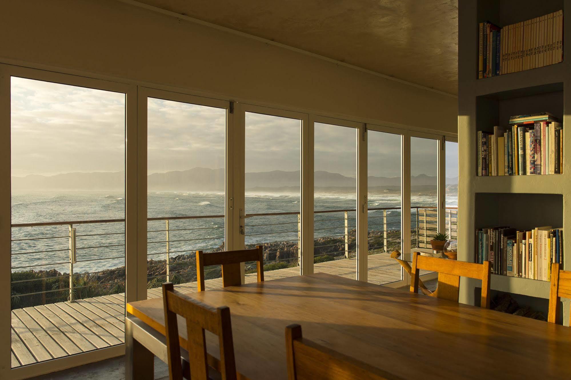 Whalesong Lodge Gansbaai Luaran gambar